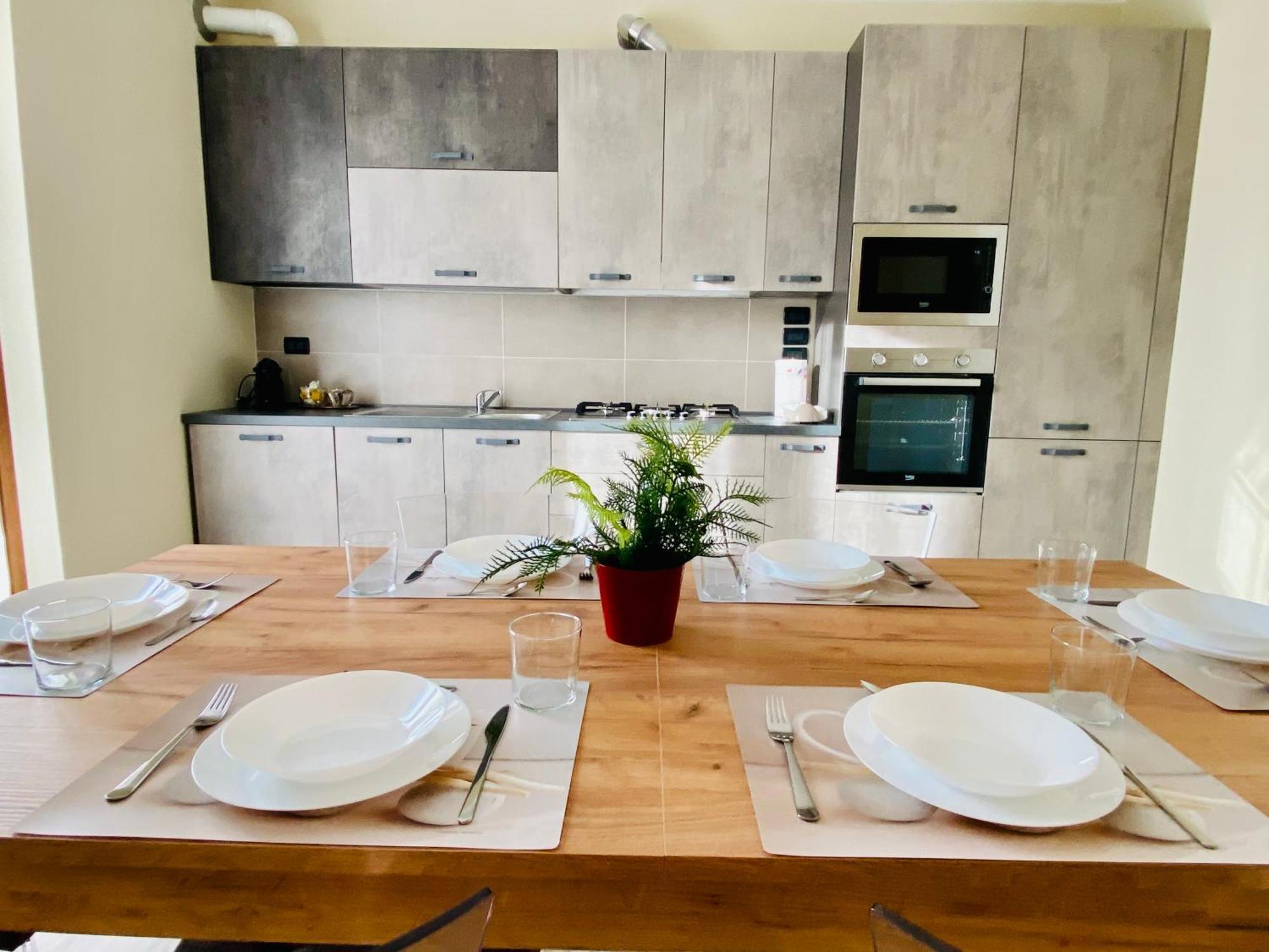 Elegante Appartamento Tre Amis - Doppio Garage & Free Wifi - Ac Centallo 외부 사진